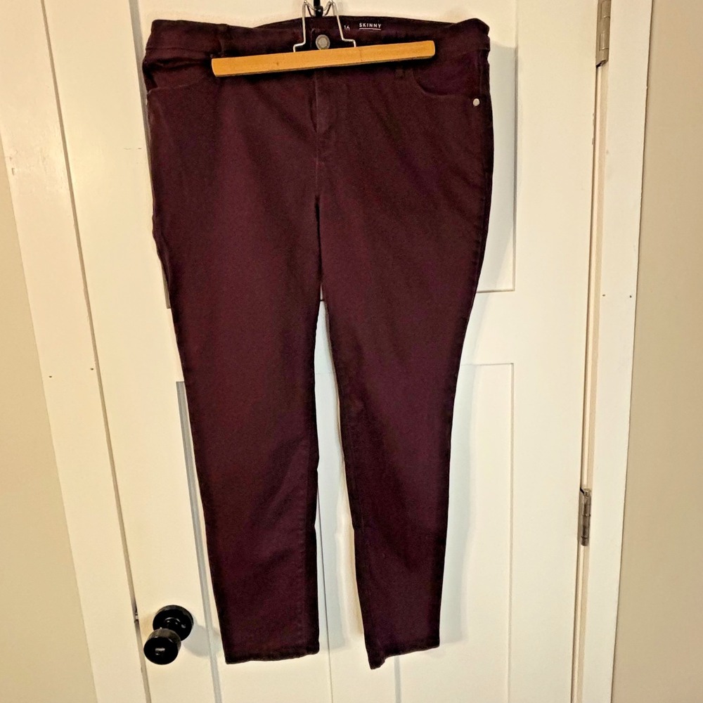 SimplyVera VeraWang Mid Rise Power Stretch Skinny Jeans Raspberry Sz 16 preppy